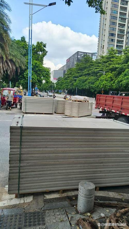 轻质隔墙板厂家的产品类型与建筑应用知识科普